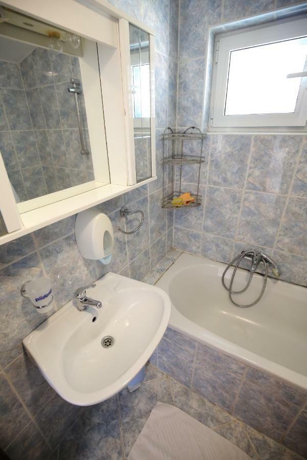 Apartment And Rooms Roko Zaglav Exterior foto