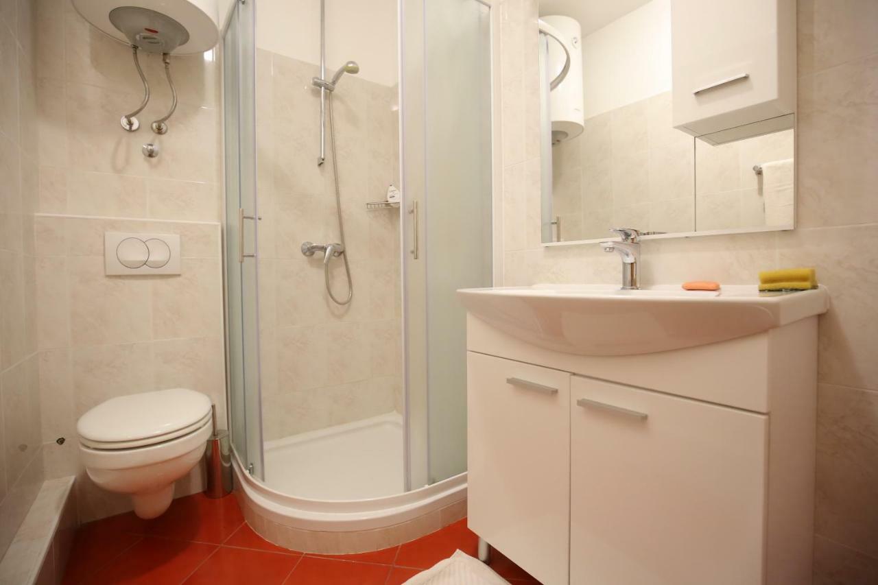 Apartment And Rooms Roko Zaglav Exterior foto